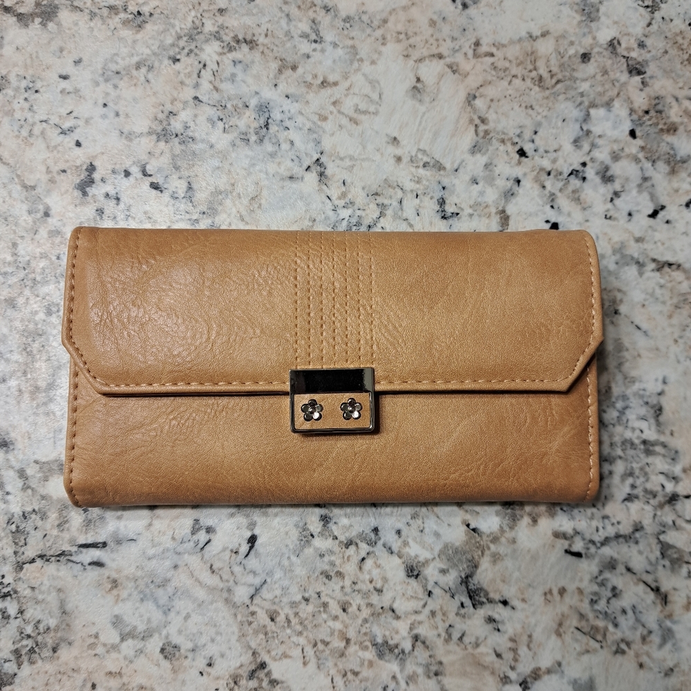 Tan Women's Clutch
